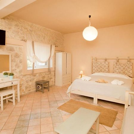 Panormos  Paloma Luxury Studios מראה חיצוני תמונה