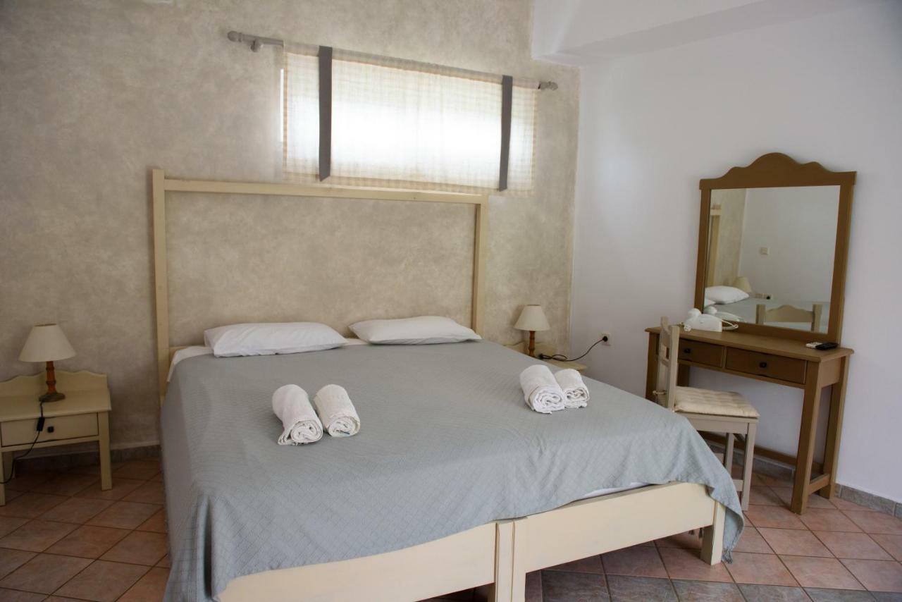 Panormos  Paloma Luxury Studios מראה חיצוני תמונה